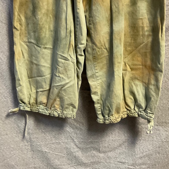 We The Free Olive Cargo Pants - Picture 5 of 8